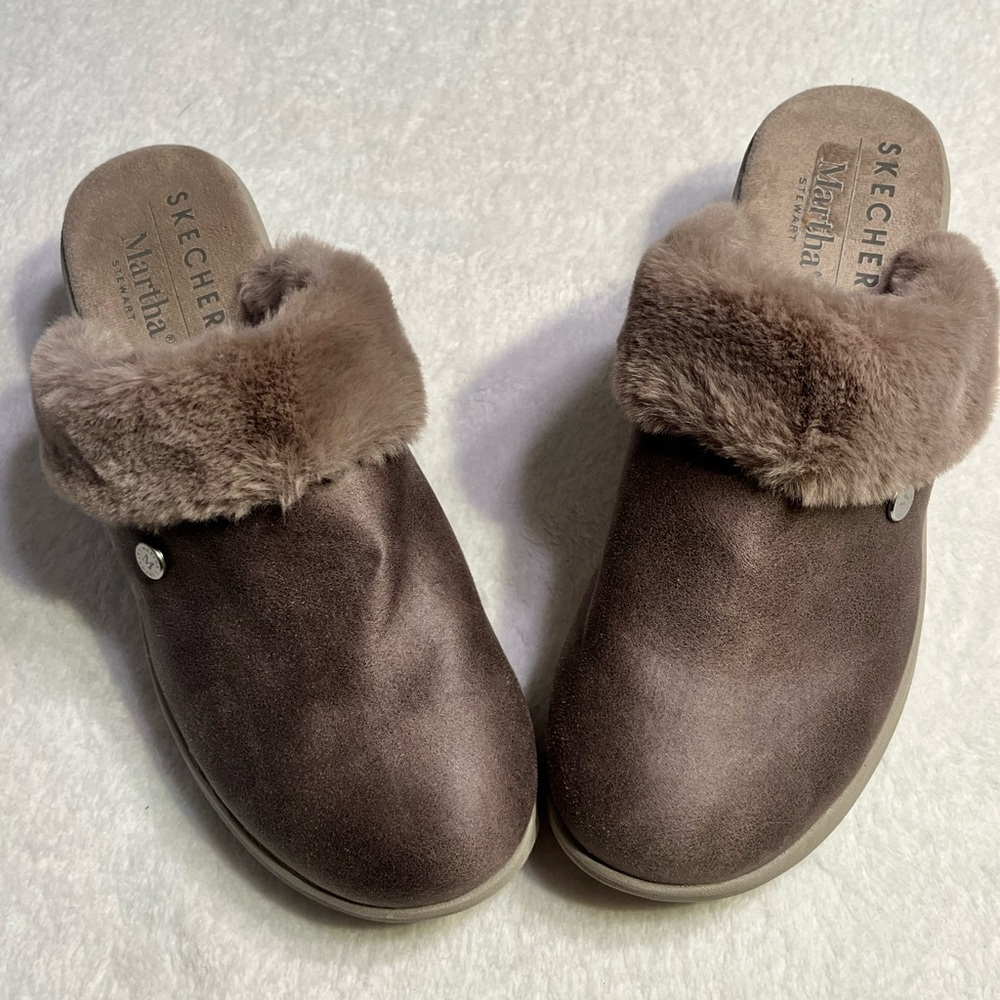Skechers Martha Stewart Faux Fur Clogs Women’s Size 8.5 Brown Comfort Mules
